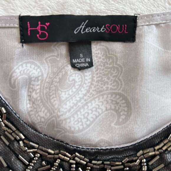 Satin Silver & Purple Paisley Batwing Sleeved Top with Beads & Gems for Accent - Picture 10 of 10